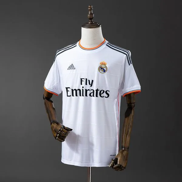 Camiseta de fútbol Real Madrid 2013/14 LOCAL MANGA CORTA VERSION FAN